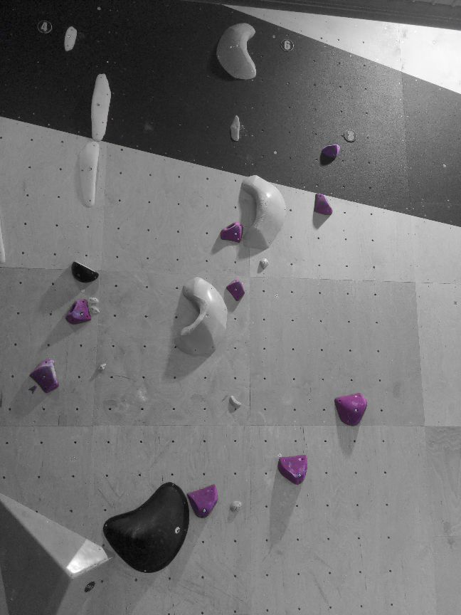 Photographie du bloc coté 4b dans le secteur Garage droite la salle Goat Rocks Nancy.