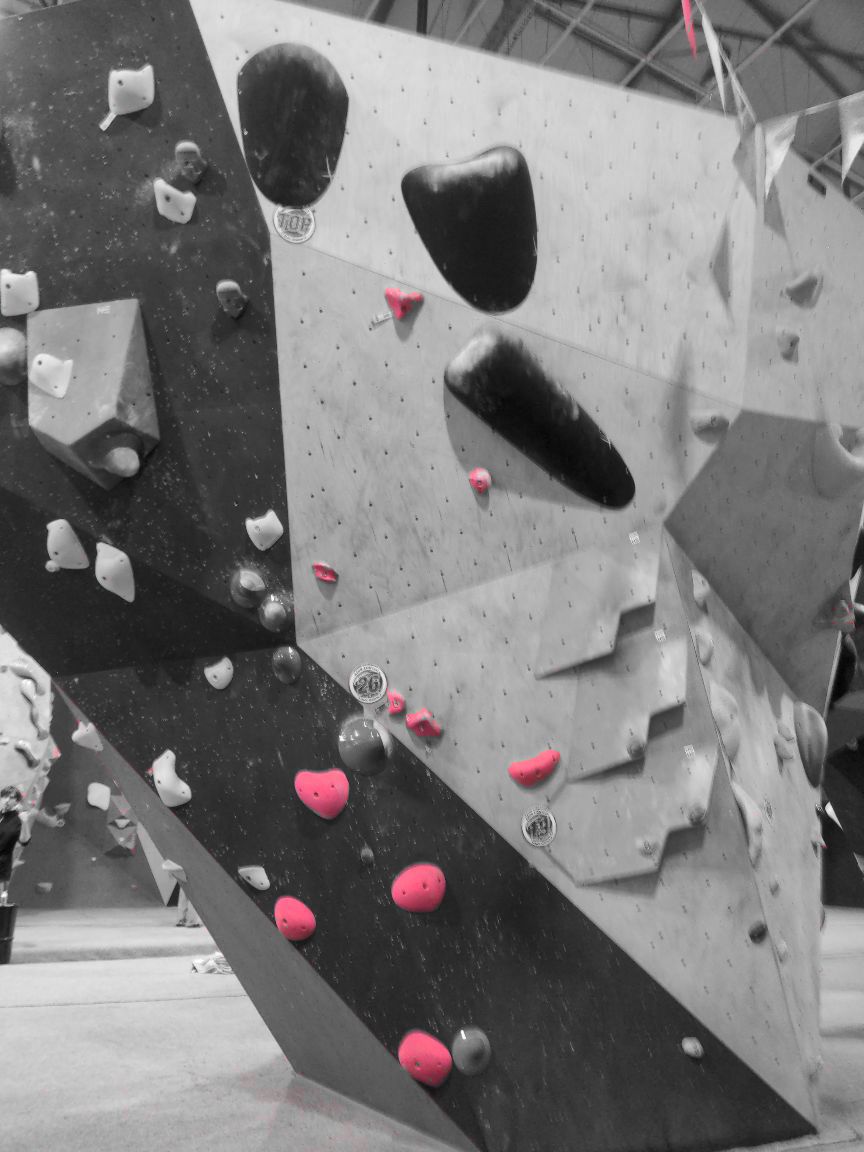 Photographie du bloc coté 2 dans le secteur Diamant la salle Bloc Session Nancy.