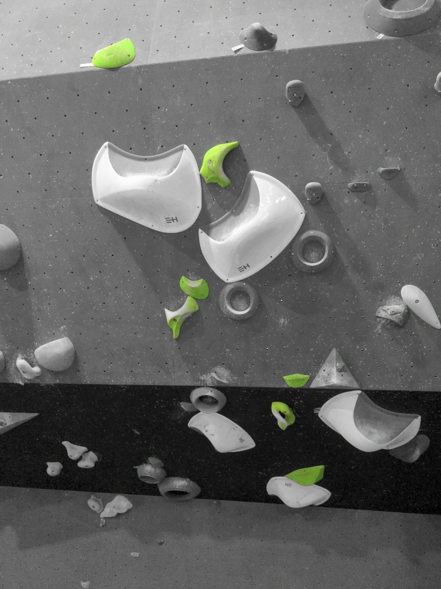 Photographie du bloc coté 6a+ dans le secteur Dévers la salle Bloc Session Nancy.