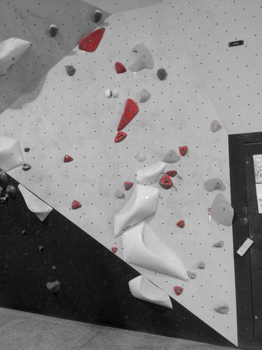 Photographie du bloc coté 4a dans le secteur Porte la salle Bloc Session Nancy.